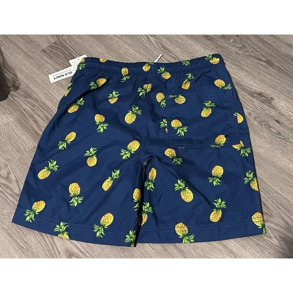 Old Navy brand old